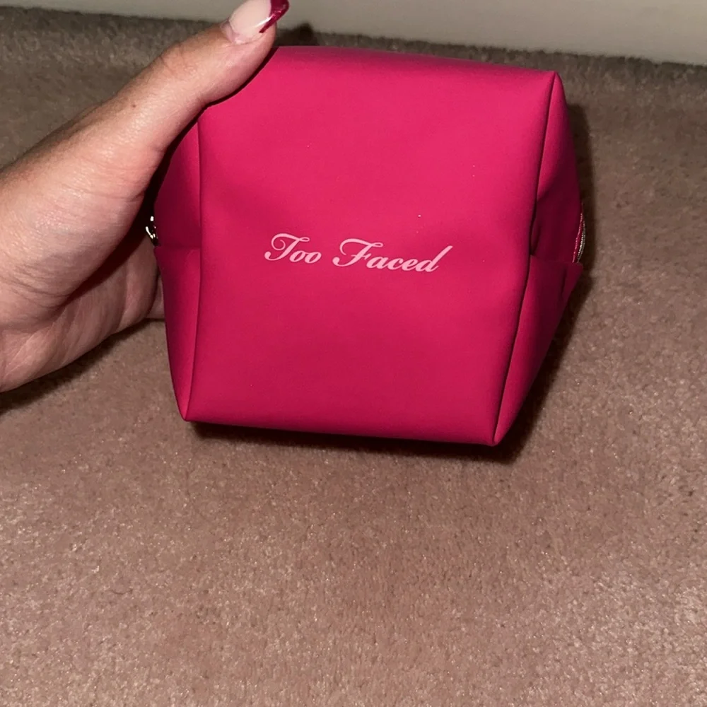 Too Faced 2-Pc. Lip Injection Major Must-Haves Travel Lip Plumper Gift Set NWT